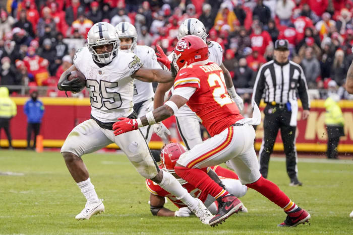 Las Vegas Raiders running back Zamir White has the opportunity of a lifetime in front of him.